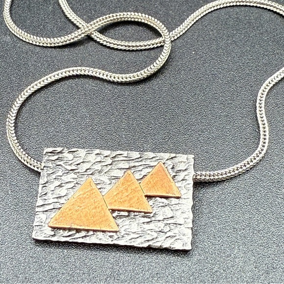 Three Sisters Mountain Metal Pendant Necklace in Copper Metal Geometric - Picture 12 of 14